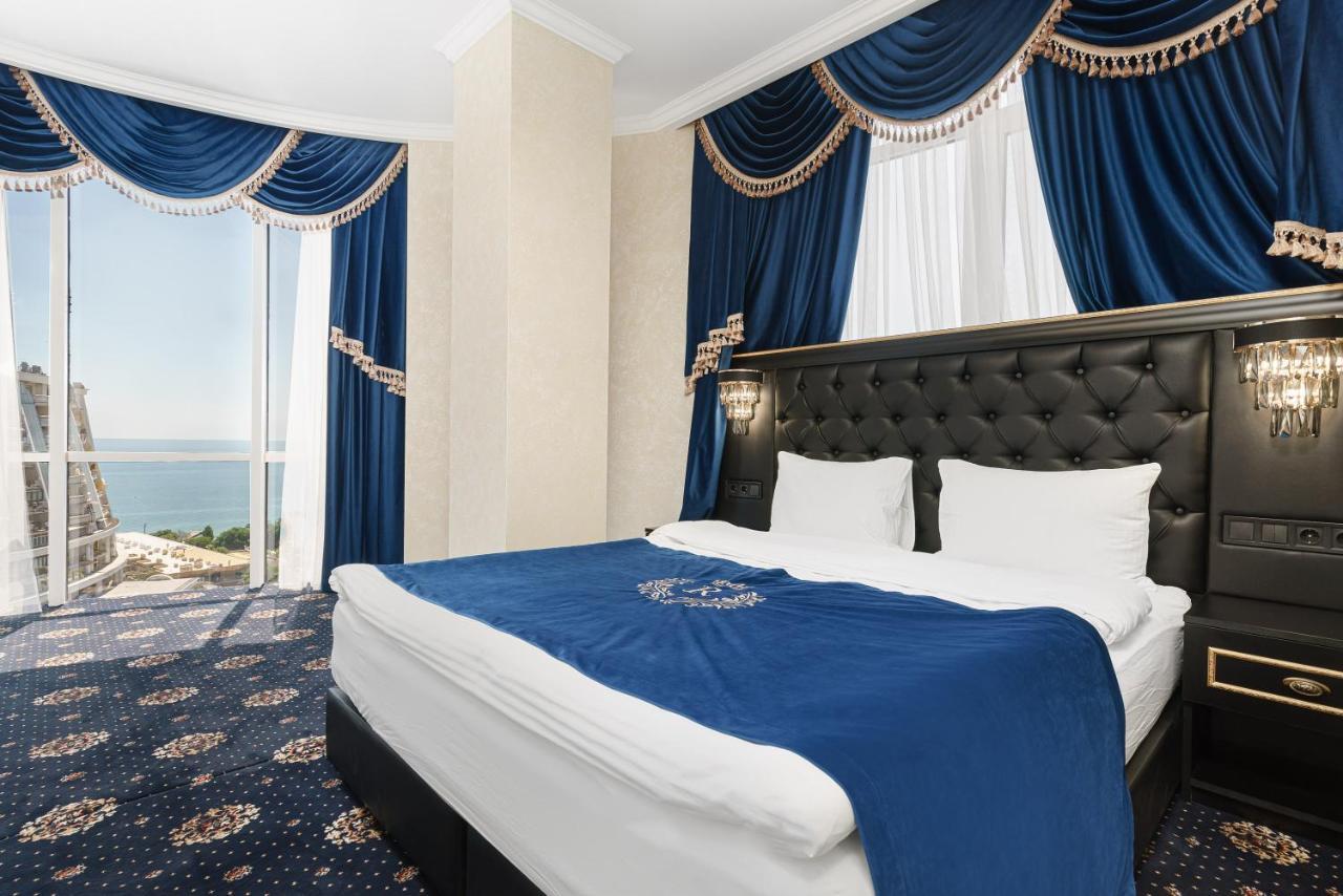 Apart Hotel D'Monica Odesa Exterior photo